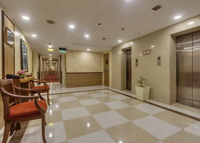 Golden Tulip New Delhi - Hari Nagar Hotel